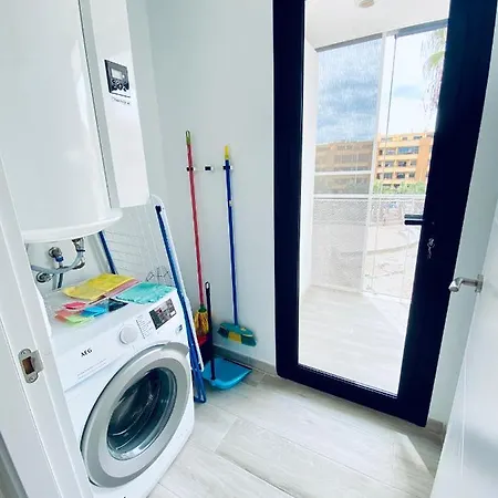 Apartamento De Obra Nueva Cerca De La Playa By El Medano (Tenerife)